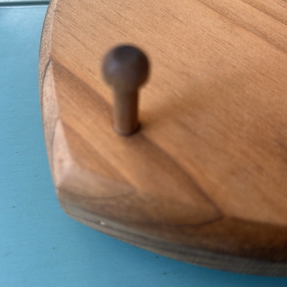 Vintage Wooden Heart Shelf - Handmade - Picture 6 of 10